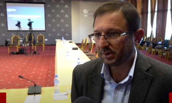 Բոլորը վախենում են, որ հանկարծ մի բան էլ չզիջի․ Գեղամ Մանուկյանը՝ Փաշինյանի՝ ՌԴ այցի մասին (տեսանյութ)